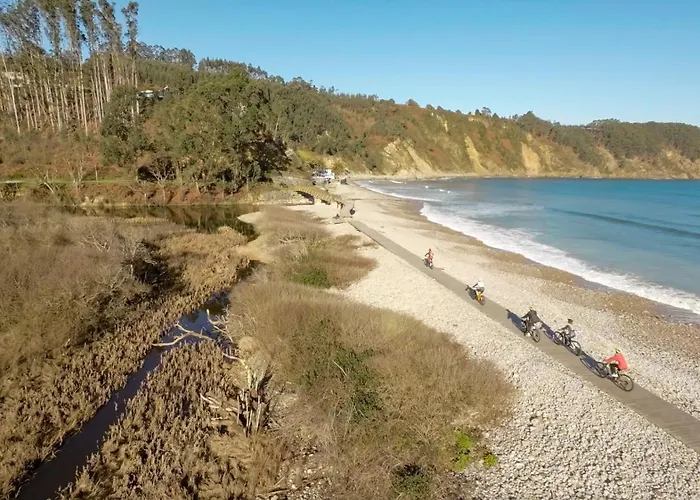 El Gato Gordo - Bike & Surf House Cudillero